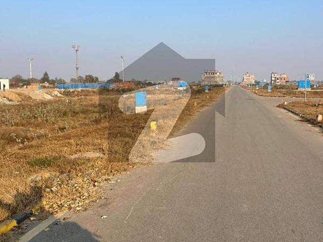 Final Price 40,00,000 5 Marla Plot For Sale In Q Block, LDA City Lahore