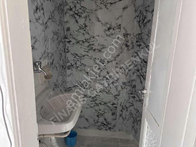 Finans Gayrimenkul'den Çarşı Merkezde Kiralık 2+1 Daire