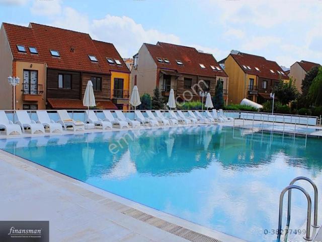 Finansman'dan. geniş Bahçe. Güvenlik. havuz. garaj. lüx Villa