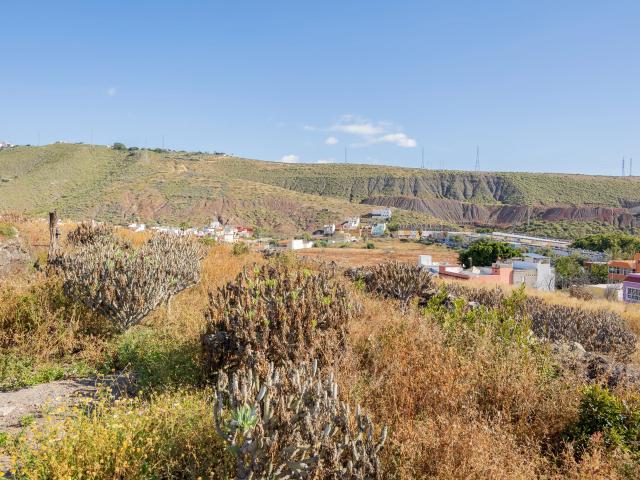Finca única en Marzagán: 13.000 m² y 4 viviendas