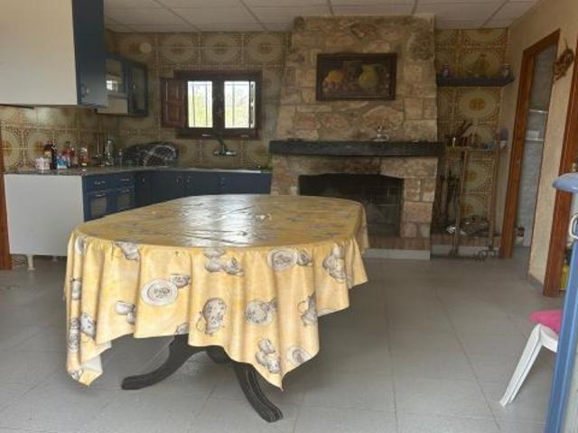 FINCA URBANA RUSTICA CON EXCELENTE CASETA DE PIEDRA EN LA MONTAÑA PRECIO 155.000