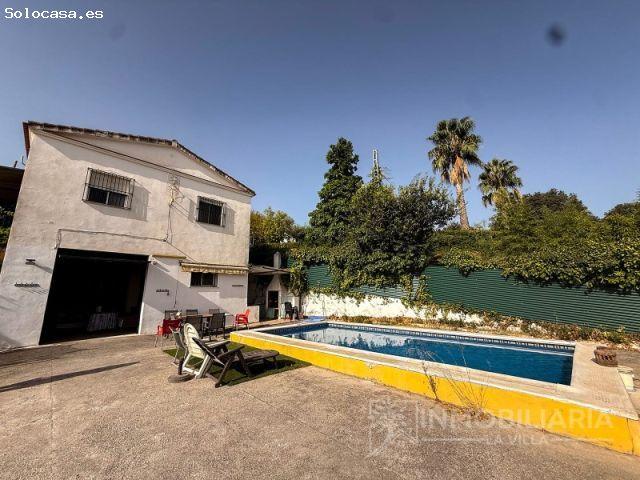Finca con casa, piscina y espectaculares vista a Coín