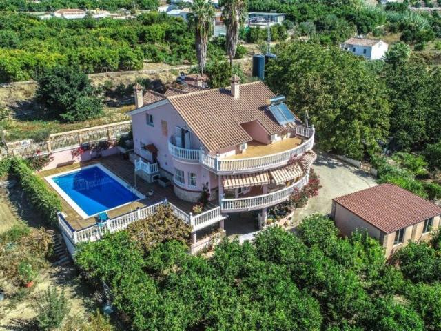 Finca con AFO! 426m² Coín