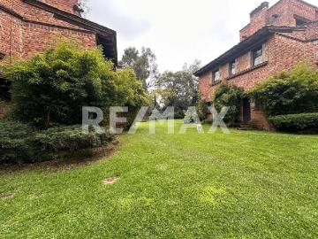 FINCA CON DOS CASAS A 10 MINUTOS DE SANTA FE