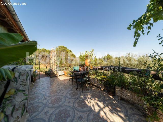 Finca con encanto, licencia turística y 4,1 hectáreas cerca de la Bahía de Roses
