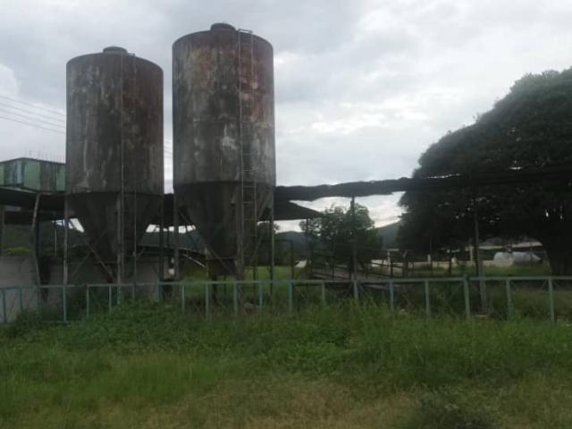 Finca con Fondo de Comercio en Montalban DM 8990803