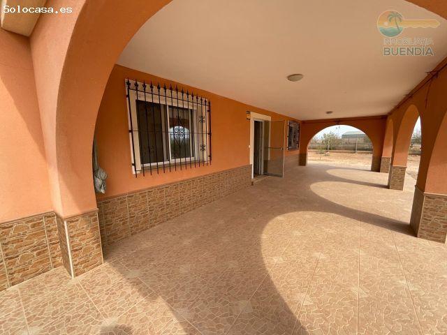 FINCA CON TERRENO Y APARTAMENTO INDEPENDIENTE MUY CERCA DE AEROPUERTO MURCIA REF 686