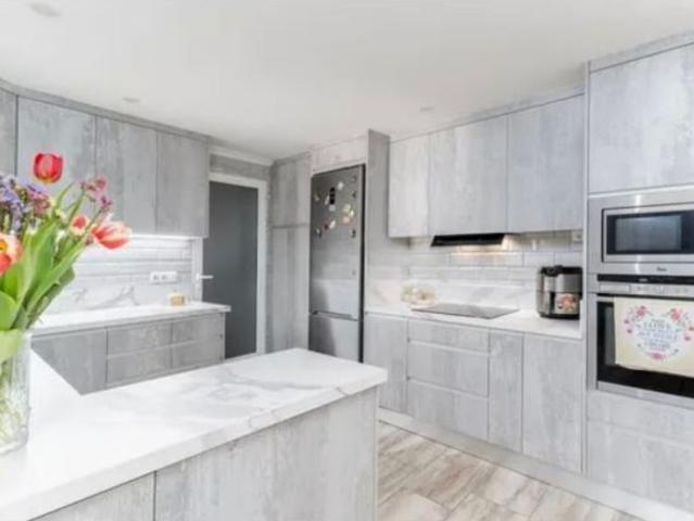 FINCA CON VARIAS CONSTRUCCIONES Y ESTABLOS EN ROJALES TORREJÓN SAN BRUNO