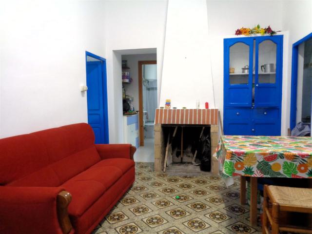 Finca Con Vivienda Y Molino Árabe – Un Refugio Con Historia. 110m² Benissa