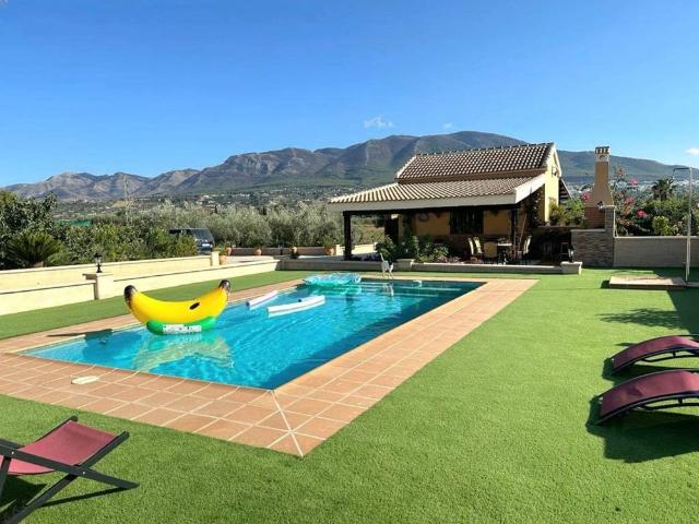 Finca Cortijo in Alhaurín el Grande