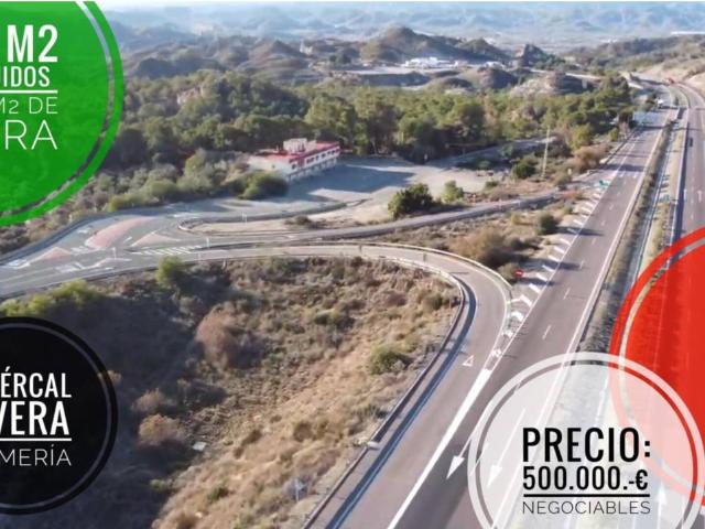 FINCA DE 23.766 M2 Y 1.361 M2 CONSTRUIDOS EN HUERCAL OVERA IDEAL HOSTELERÍA Y GASOLINERA