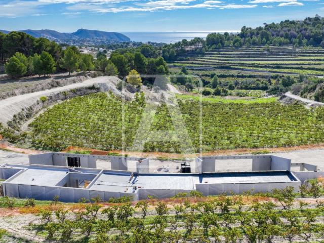 Finca en venta a estrenar en Moraira Alicante