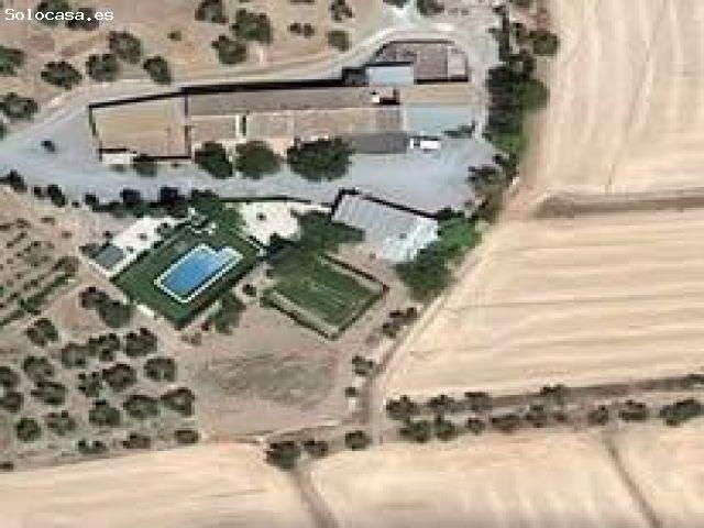 FINCA EN VENTA CON COMPLEJO TURISTICO RURAL DE CINCO CASAS CON LICENCIA TURISTICA