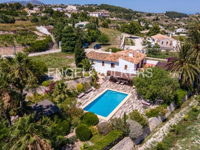 Finca en venta en Teulada Alicante