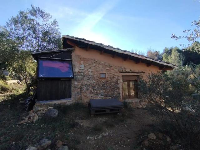 Finca en venta en Arnes Tarragona
