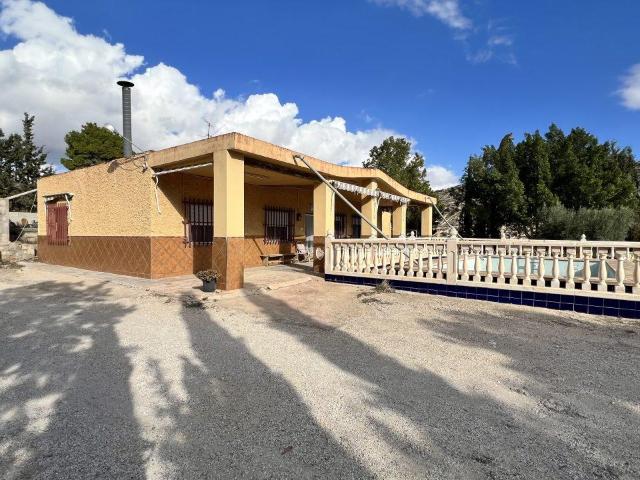 Finca en venta en Crevillent Alicante