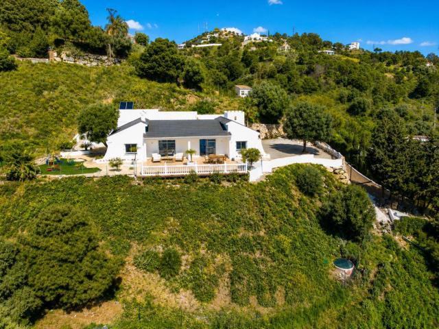 Finca en venta en Estepona Málaga