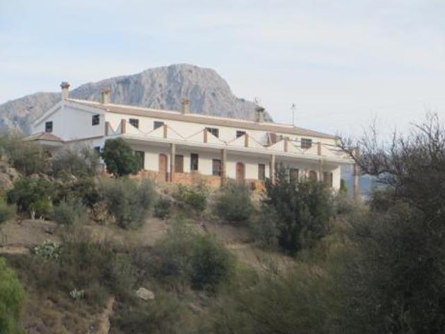 Finca en venta en Riogordo Málaga