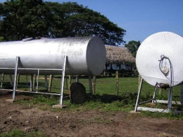 Finca en Venta en Santa Bárbara Santa Barbara de Barinas Barinas 32767 m2. 11 hab