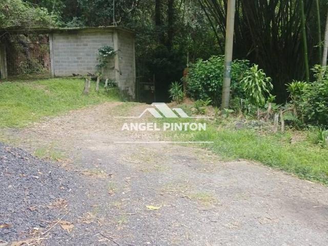 Finca en Venta en San Antonio de Los Altos Miranda 6 hab