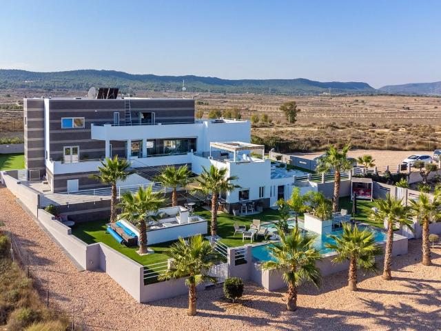 Finca en venta en San Miguel de Salinas Alicante