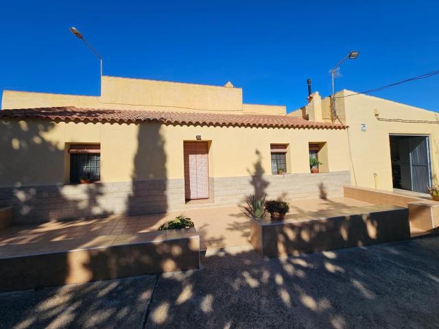 FINCA EN LOS VIVANCOS