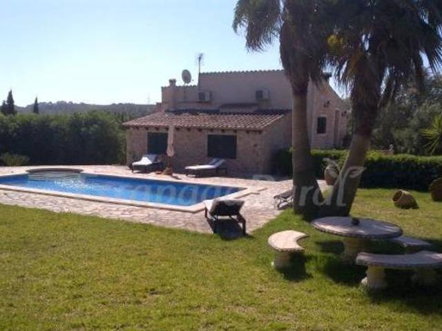 Finca es More
