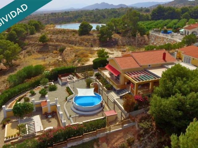 ? FINCA EXCLUSIVA CON 2 VIVIENDAS + PISCINA + VISTAS AL MAR