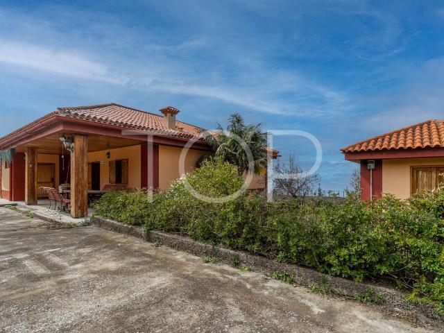 Finca exclusiva en La Orotava: privacidad, naturaleza y alta. 120m² Parador las Cañadas