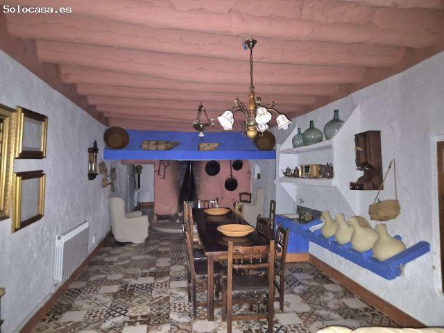 Finca olivar y cortijo en Hornos de Peal