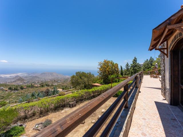 FINCA PREMIUM EN ARONA: AUTOSUFICIENCIA Y BIENESTAR EN TENER. 435m² Arona