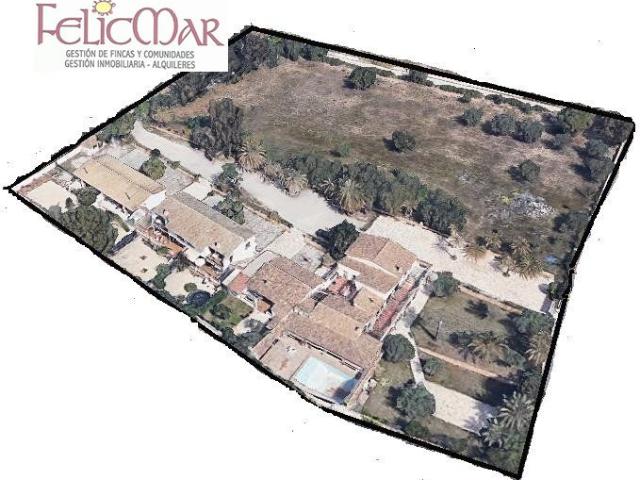 FINCA RESIDENCIAL URBANA Y PARTE RUSTICA EN BENIDORM Atentos Inversores!