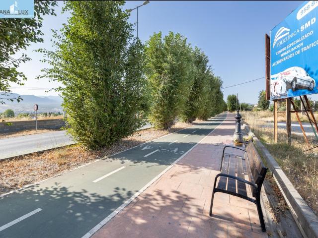 FINCA RÚSTICA A LA ENTRADA DE OGÍJARES