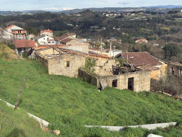 Finca Rústica con Encanto en Valenzá Oportunidad de Reforma Única