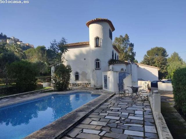 Urbis te ofrece una parcela en venta en Campo de Golf de Zarapicos, Carrascal de Barregas, Salamanca