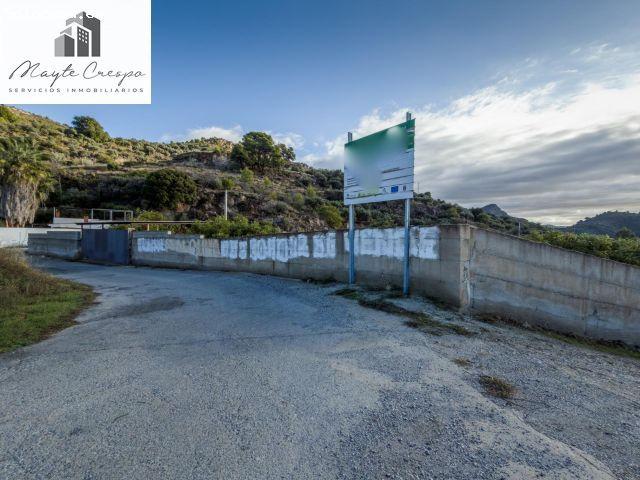 Finca rústica de AGUACATES con CONTRUCCIÓN de 37 m2 en Los Guájares Faragüit