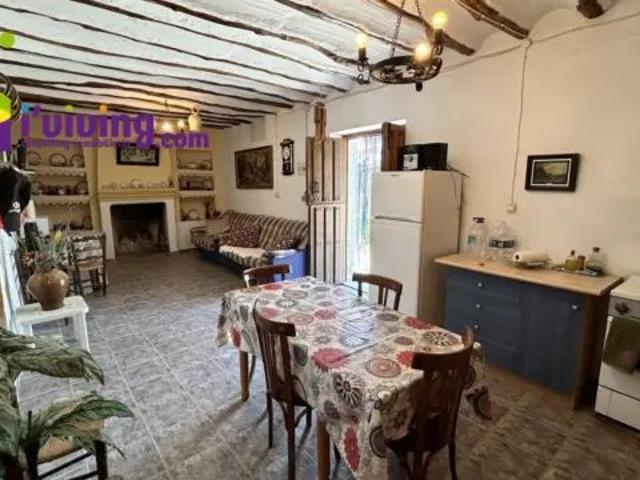 Finca rústica en alquiler en Cantoria