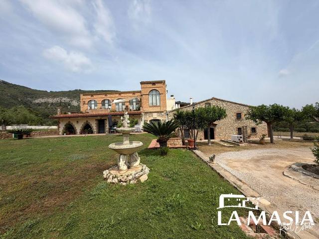 Finca rústica en Alquiler en Canyelles