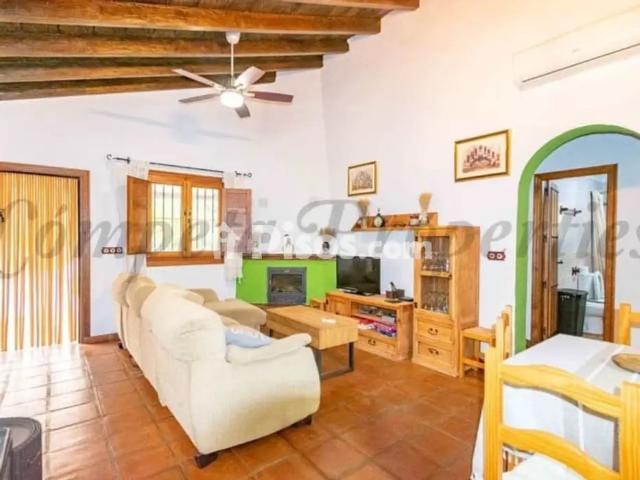 Finca rústica en alquiler en Cómpeta