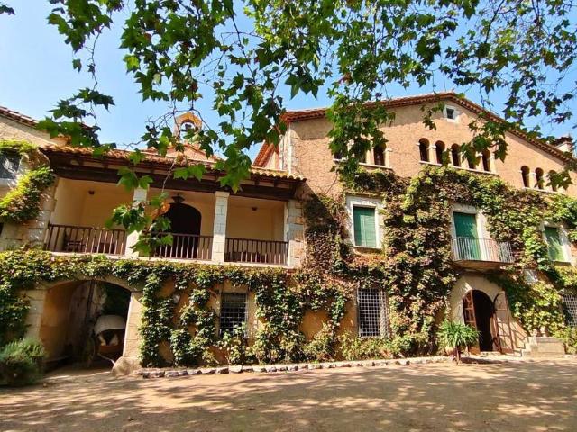 Finca rústica en Alquiler en Llagostera