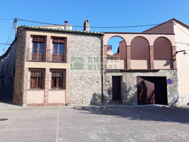 Finca rústica en Alquiler en Ullastret