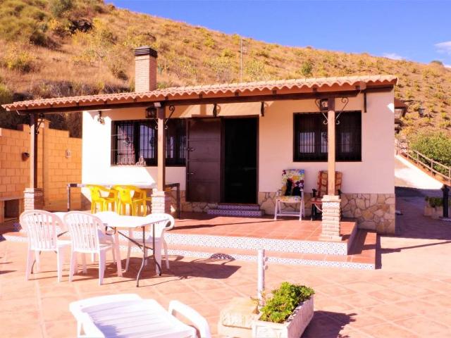 Finca rústica en Venta en Macharaviaya