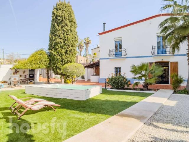Finca rústica en Venta en Montgat