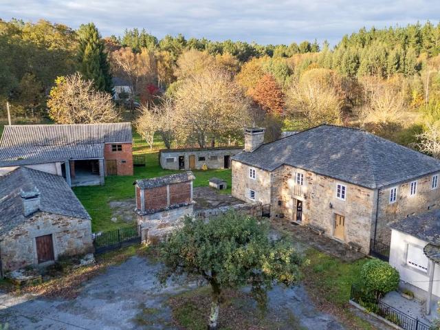 Finca rústica en Venta en Outeiro de Rei
