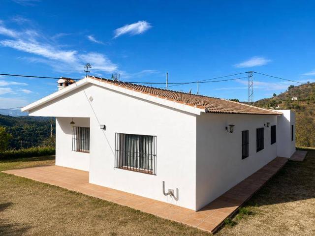 Finca rústica en Venta en Olías