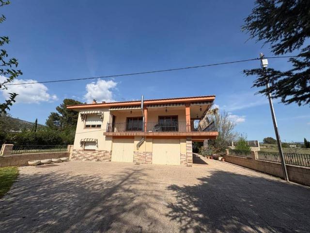 Finca rústica en Venta en Onil