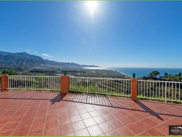 Finca rústica en Venta en Avda Pescia Ctra de Frigiliana