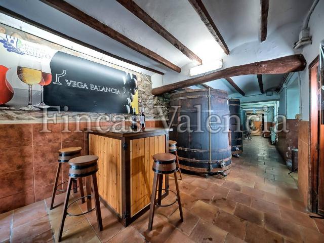 Finca rústica en Venta en Azuébar