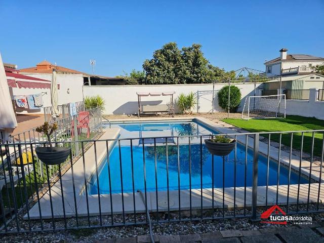 Finca rústica en Venta en Alcolea