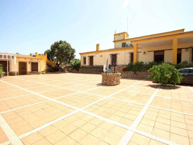 Finca rústica en Venta en Alcuéscar